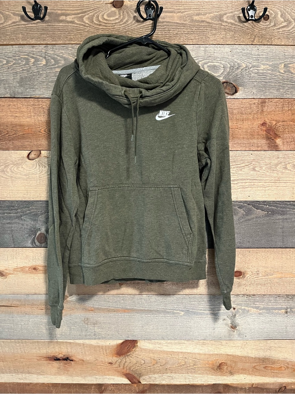 Nike Women’s Olive Green Pullover Hoodie Sweatshirt
